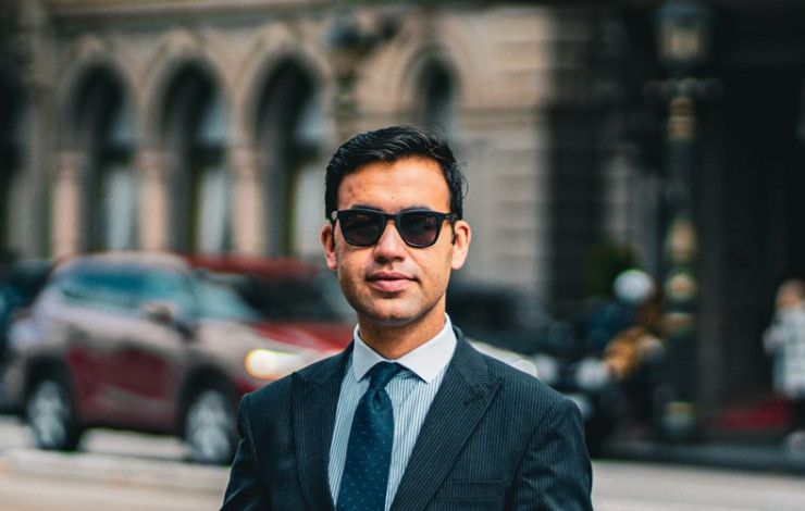 A man with sunglasses