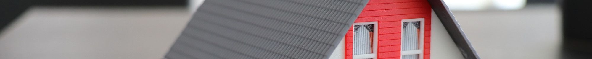 keys with model house