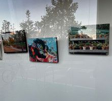 Calendar image displays